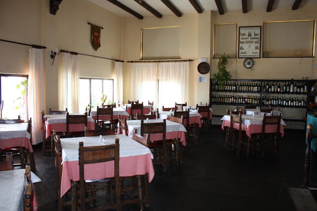 Hotel Restaurante Astorga Pradorrey Exterior photo
