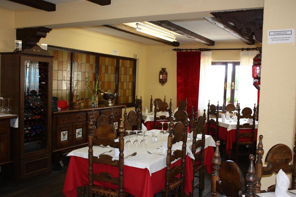 Hotel Restaurante Astorga Pradorrey Exterior photo